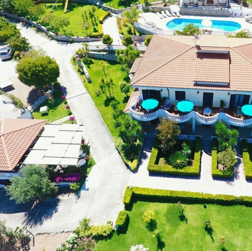 Fonte Di Bagnaria Hotel Santa Domenica  Exterior photo